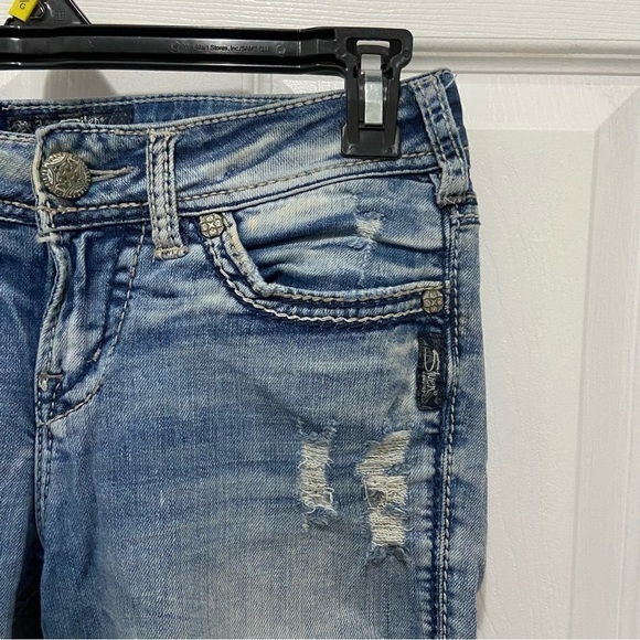 Silver Jeans - Picture 4 of 9